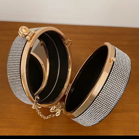 Smile Face Crossbody Bag - Picture 4 of 5